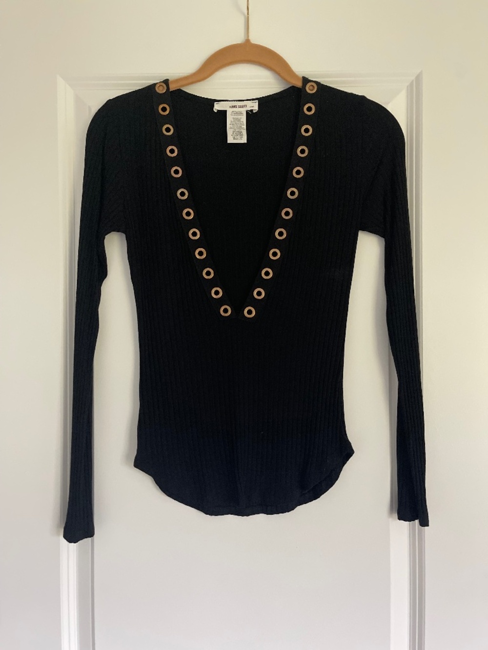 Sans Souci Women’s Y2K Grunge Long Sleeve Sweater Shirt Black Size Medium
